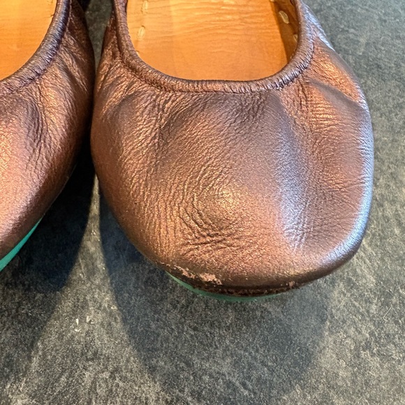 Raspberry Truffle Size 7 Tieks - Picture 2 of 4